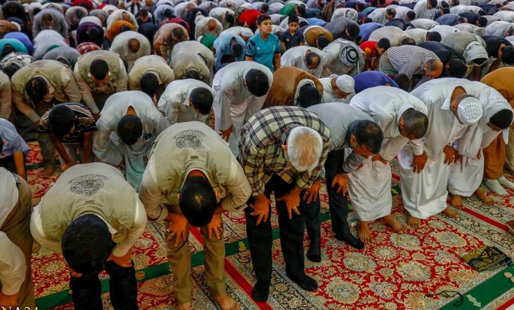 دعای خیر نمازگزاران تبریزی برای سلامتی رئیس‌ جمهور و همراهان‌