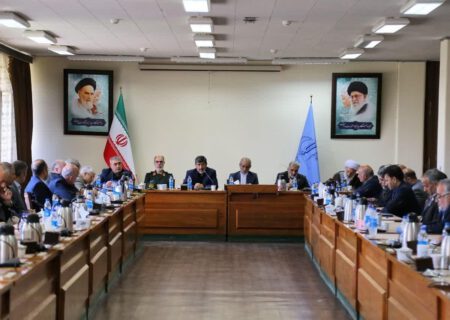 مدیران دولتی نباید در انتخابات دخالت داشته باشند