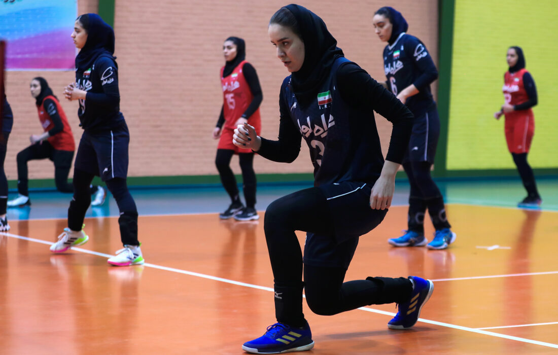 حضور والیبالیست دختر جلفایی در تمرینات تیم ملی