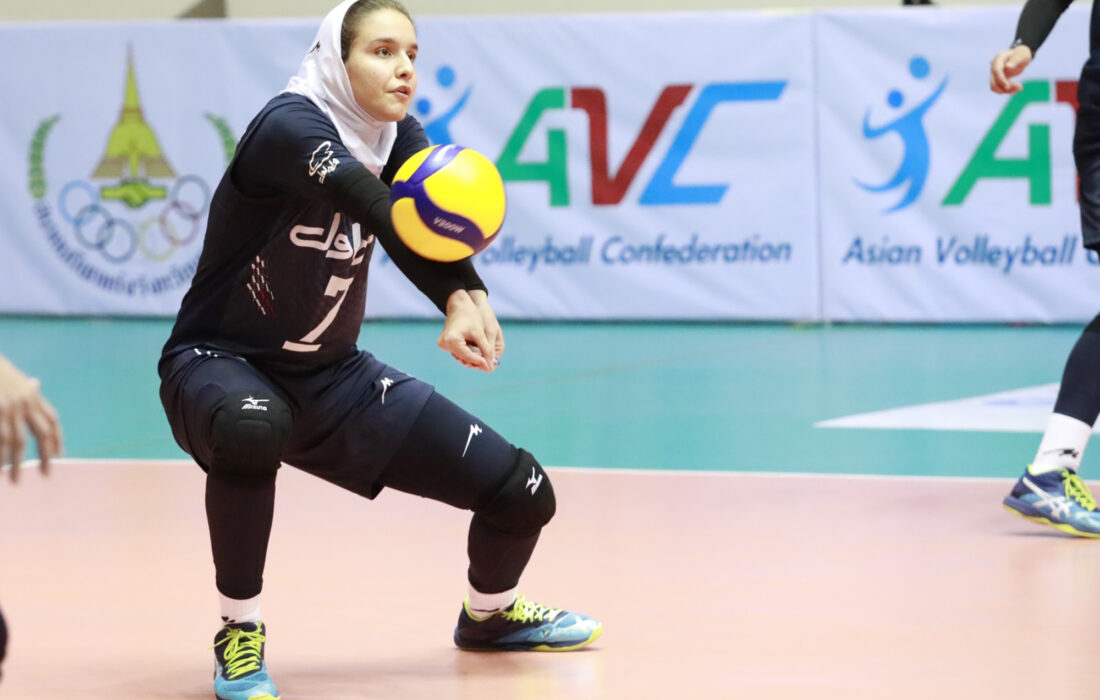 دختر والیبالیست جلفایی عازم مسابقات قهرمانی آسیا شد
