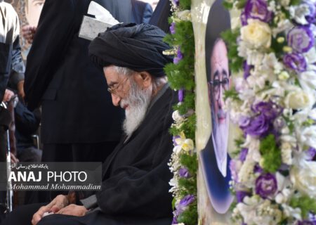 مراسم چهلم سومین شهید محراب در گلزار شهدا وادی‌رحمت