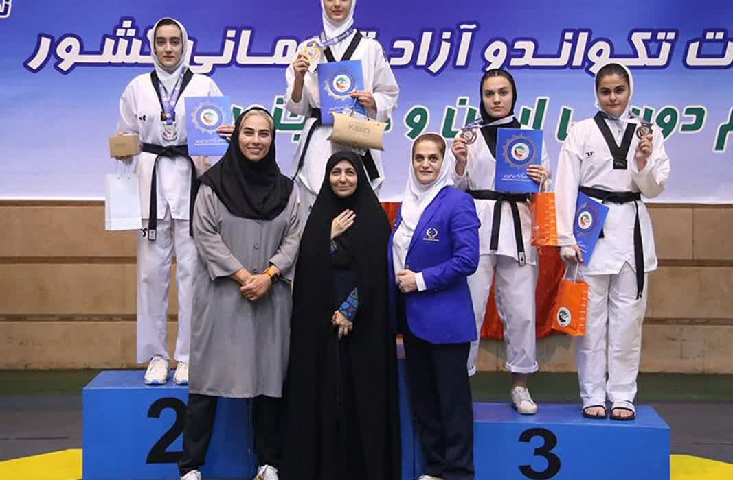 نشان برنز بر گردن دختر تکواندوکار آذربایجانشرقی