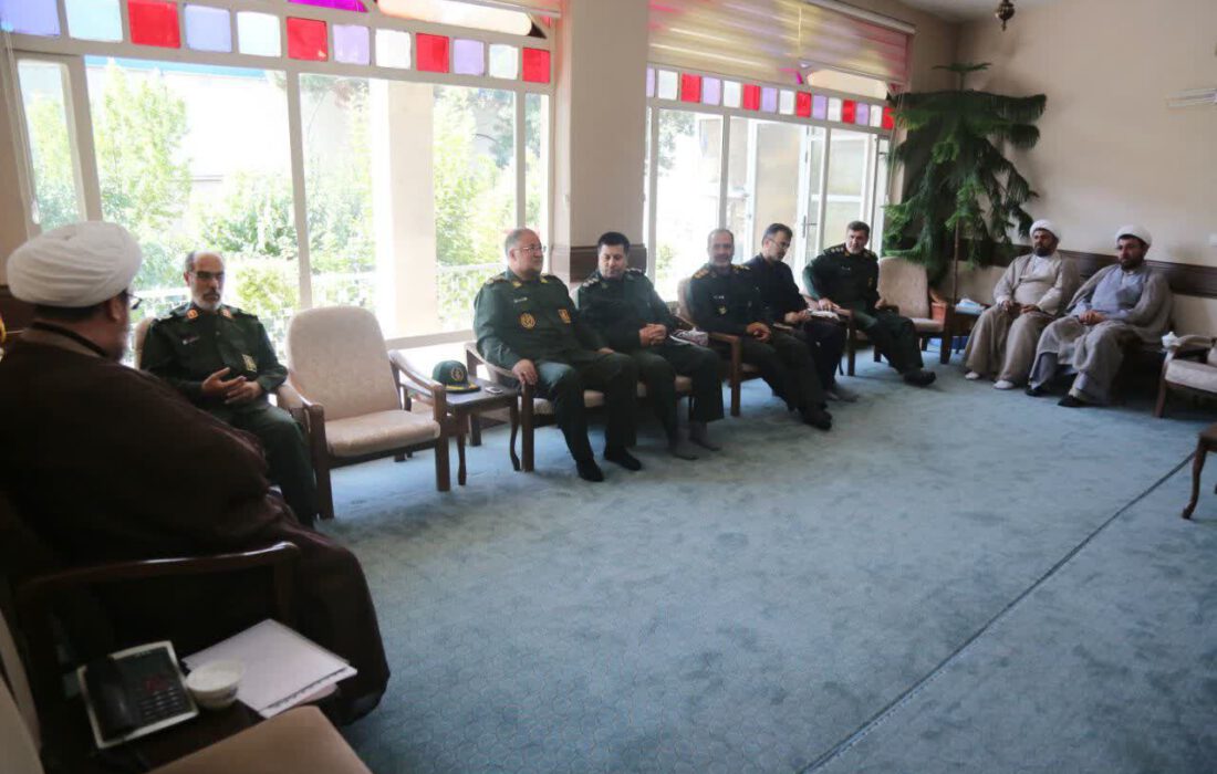 سپاه خود را بازوی روحانیت می‌داند