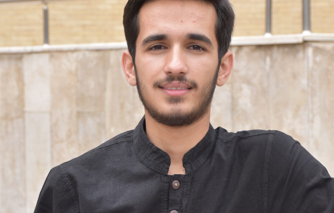 در مدح باید معارف دینی ترویج شود