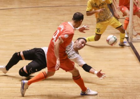 آتش‌بازی شاگردان بی‌غم در تبریز