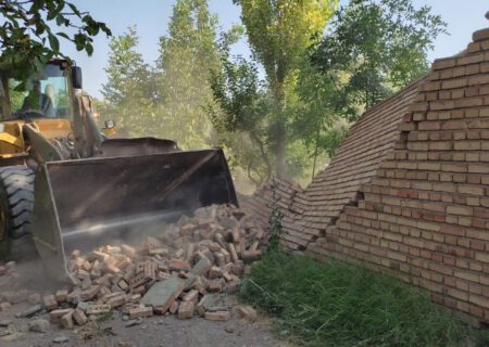 قلع و قمع ساخت وسازهای غیرمجاز در مرند