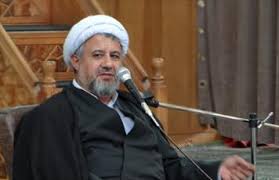 اربعین در زنده‌ نگه‌داشتن عاشورا اهمیت بیش‌تری دارد