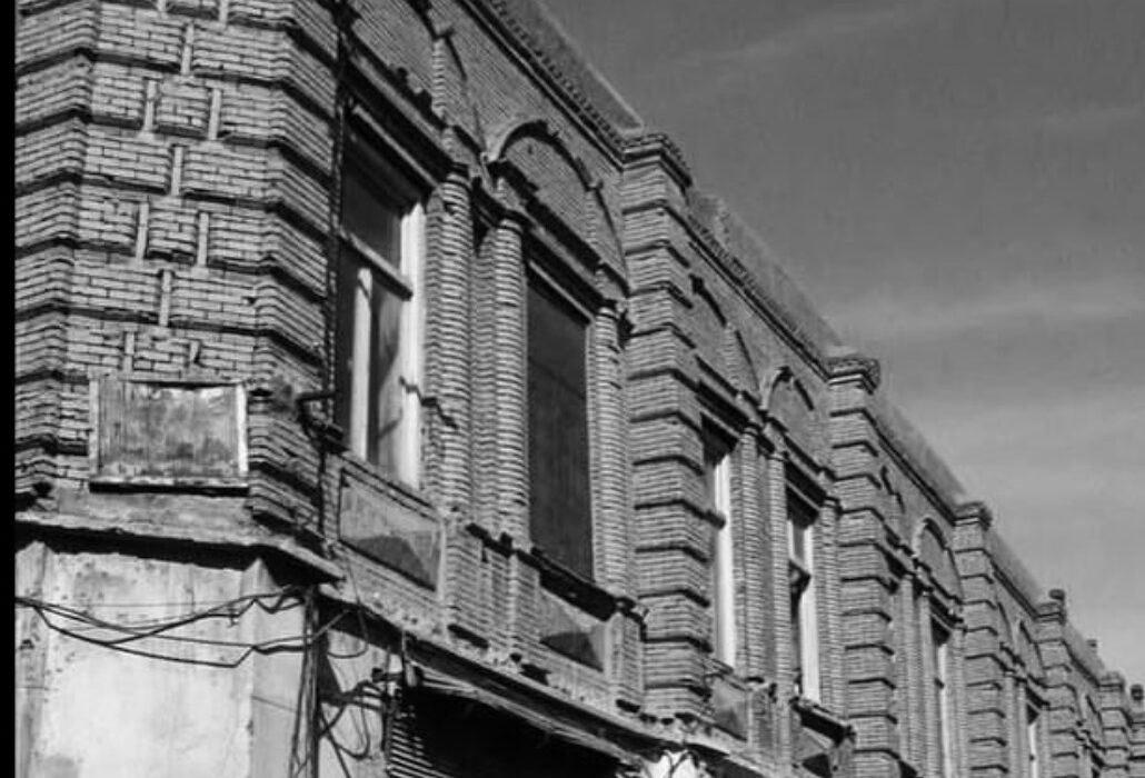 غروب 108 ساله اولین سینما خورشید کشور