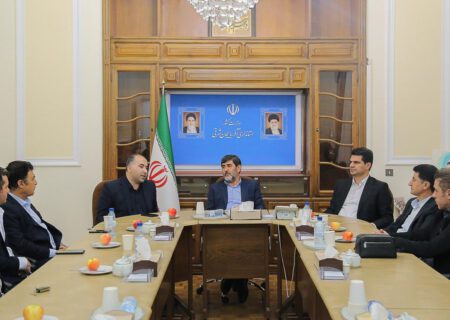 اهمیت «گلف» تبیین شود