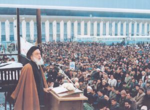 «شهید مدنی» مجاهد سنگر نماز