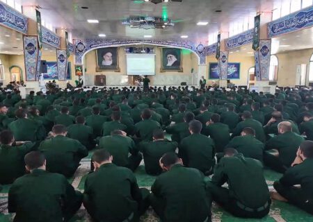 سپاه پاسداران شجره طیبه انقلاب اسلامی است