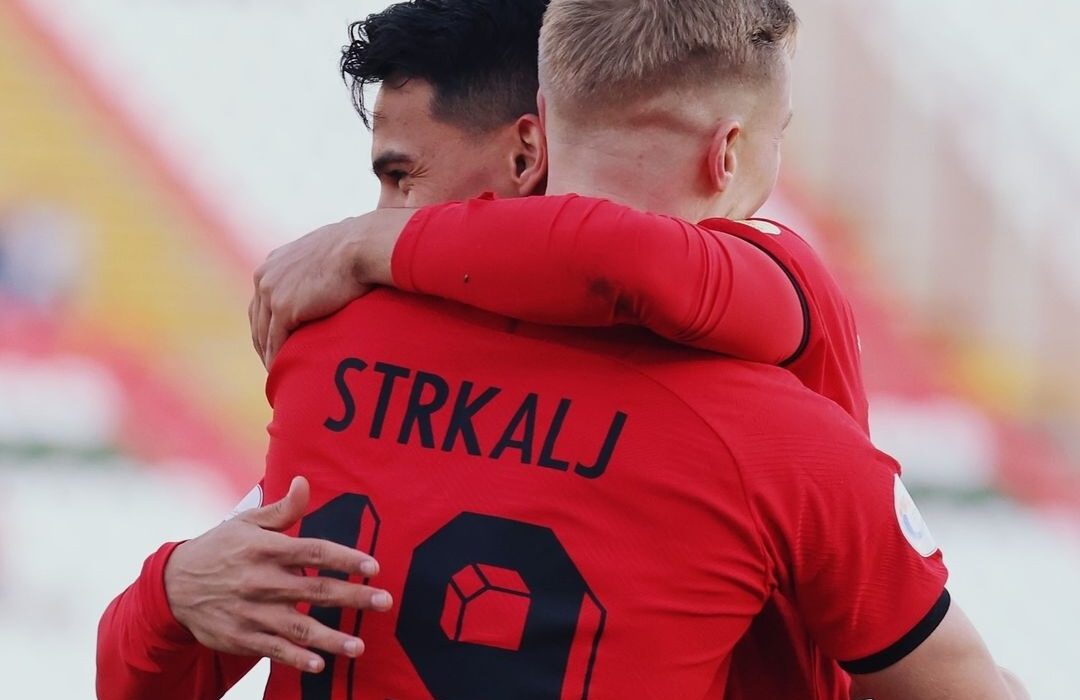 زوج حمله تراکتور مثل آتش روی آتش!