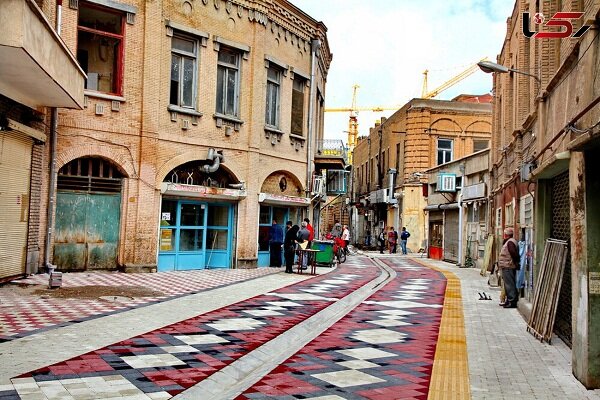 نشست تخصصی بازنگری هویت بصری شهر تبریز