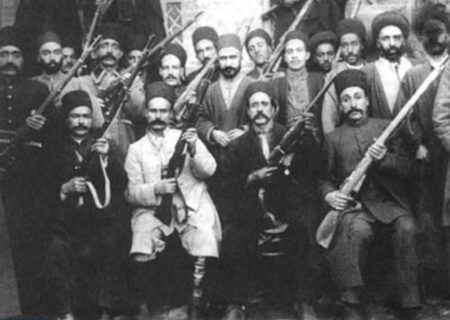 چرا ستارخان قیام مشروطیت را رهبری کرد؟