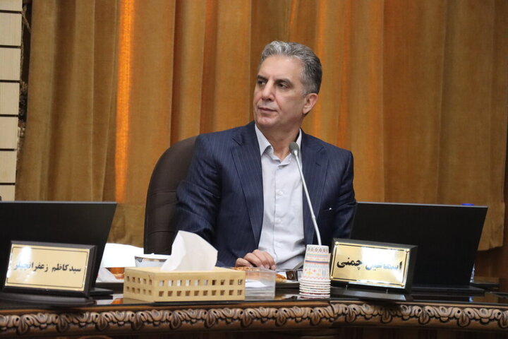 چمنی رئیس شوراهای استان شد