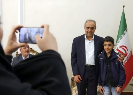 نامِ نیک یا داغِ ننگ؟!