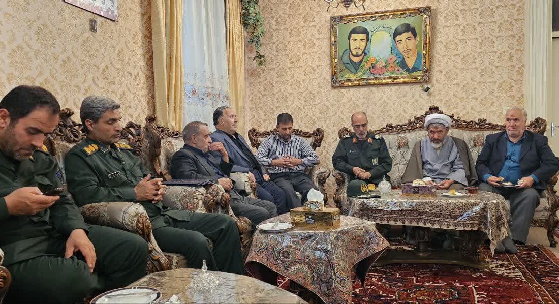 این خانواده، خانواده جهاد و شهادت است