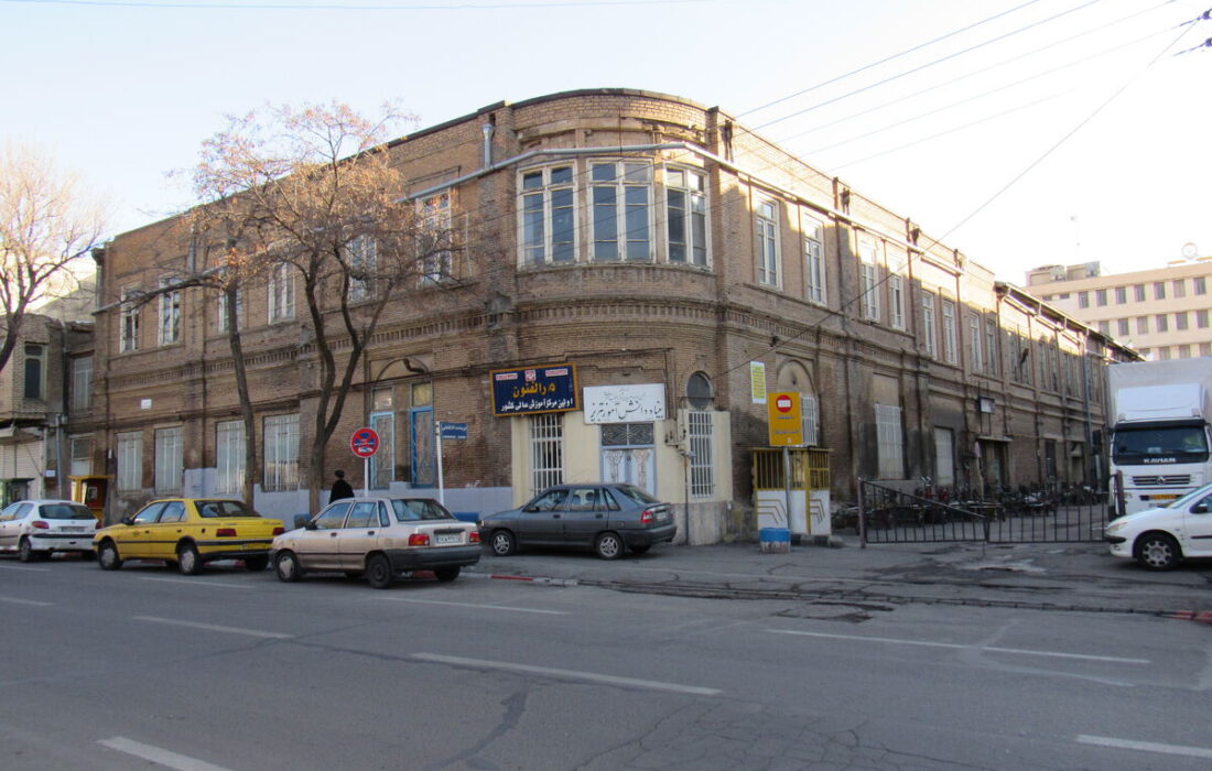 «دارالفنون» تبریز، «دارالکفش» شد!