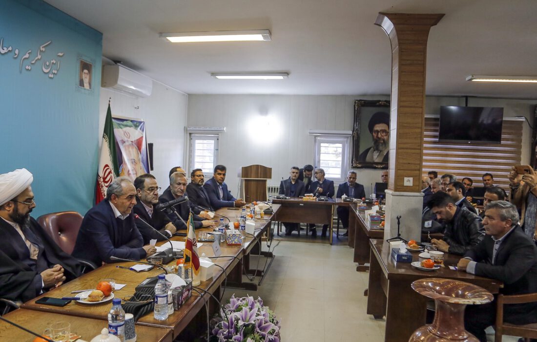 اختلافات سیاسی نباید مانع توسعه شود