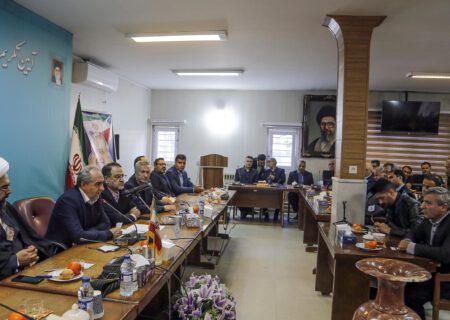 اختلافات سیاسی نباید مانع توسعه شود