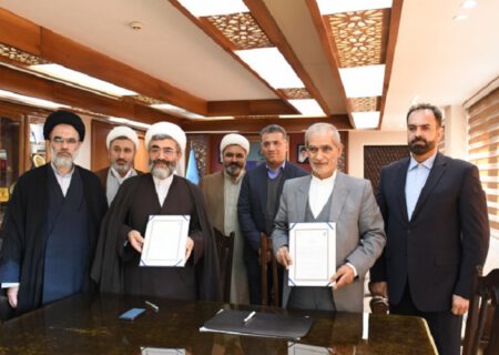 امضای تفاهم‌نامه دانشگاه تبریز و جامعةالمصطفی