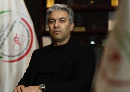 عبور یک تبریزی‌ از ۷ خان‌ رستم!