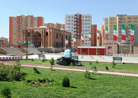 سهند، شهر بدون بیمارستان و تاکسی