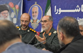 نشست فرمانده سپاه عاشورا با اصحاب رسانه