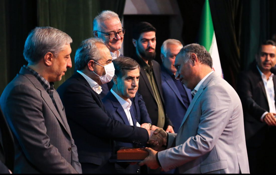 خط‌و‌نشان برای سوگُلی تحمیلی و چند گمان