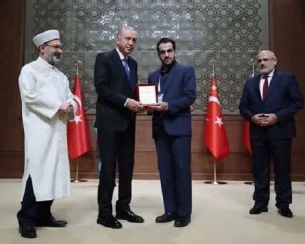 نخبه تبریزی رتبه دوم مسابقات قرآن ترکیه