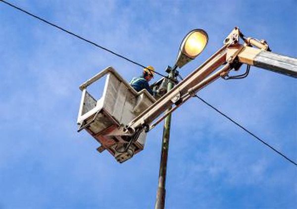 تبریز چند تا چراغ روشنایی دارد؟