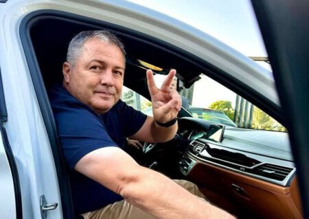 عکس/ بازدید کادرفنی تراکتور از روستای تاریخی کندوان