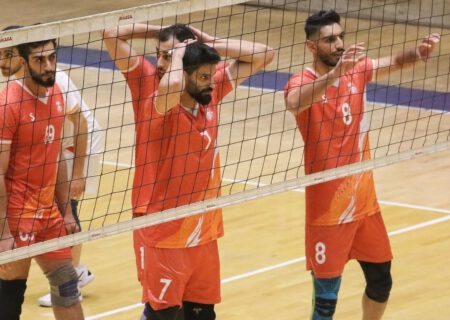 مسی‌ها برابر صدرنشین فقط یک ست کم آوردند