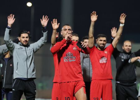 صدر به تو می‌آید، ای تراکتور!