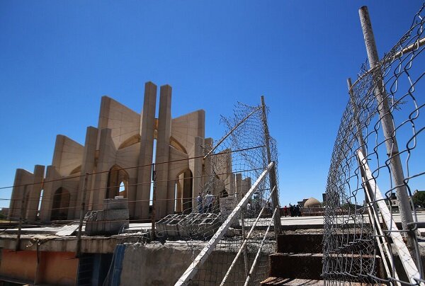 بدون تخصیص اعتبار برای مقبرهالشعرا به تبریز سفر نکنید!