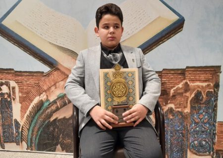 مادری که چشم پسر برای حفظ قرآن شد