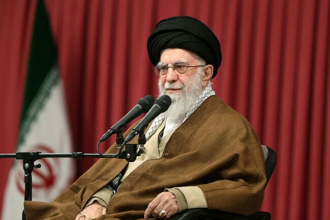 حقوق زن و مرد در خانواده یکسان است