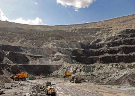 اعتراض زندآبادی‌ها به آلایندگی مس انجرد