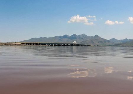 دولت باید احیای دریاچه ارومیه را با جدیت ادامه دهد