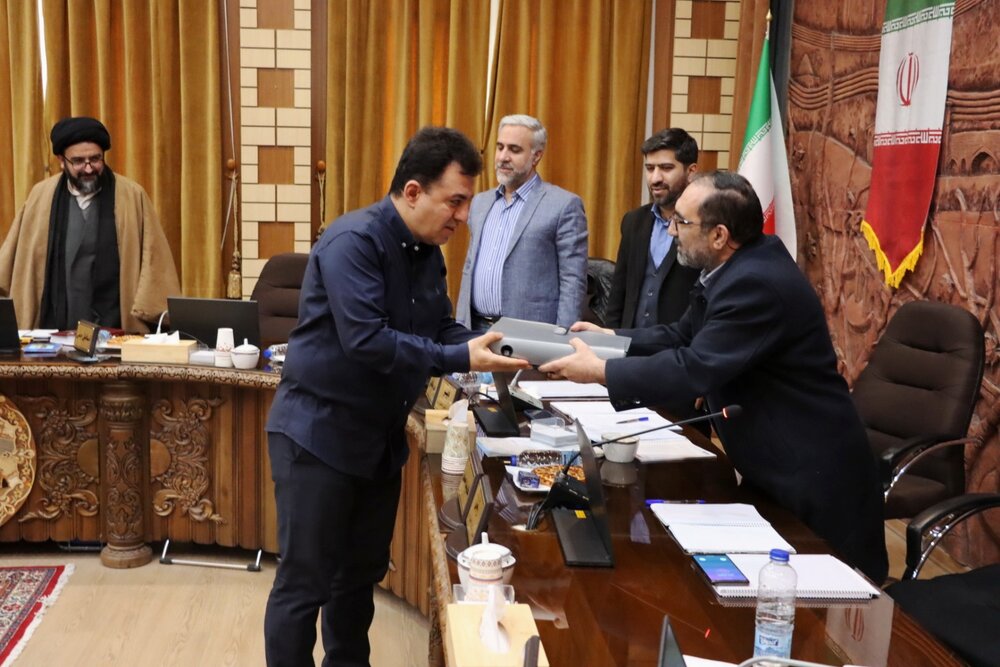 بودجه ۴۰۰ هزار میلیارد سال 1404 شهرداری تبریز