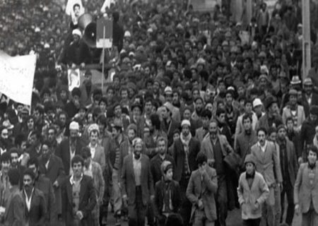 ارتقاء علمی ایران از برکات انقلاب است