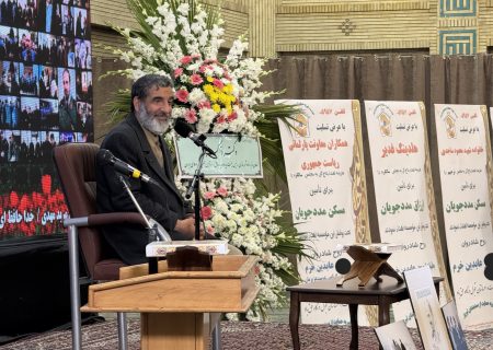 مرحوم خرّم جان خود را وقف خدمت به مردم کرد