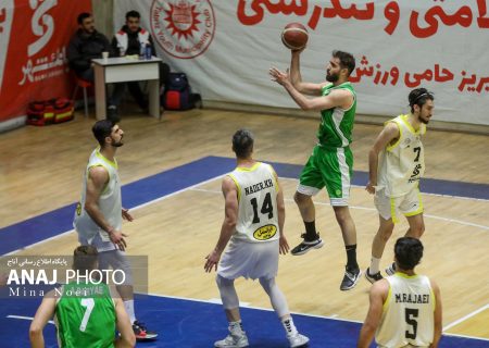 دیدار بسکتبال مقاومت شهرداری تبریز و پاس کامیاران کردستان