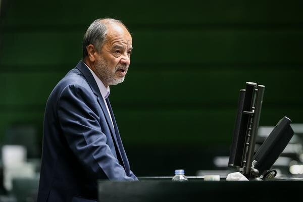 بیاعتمادی به آمریکا و اسرائیل ناشی از عملکرد خبیثانه آنهاست