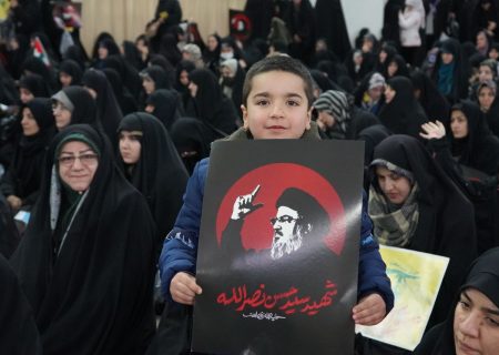 آئین تکریم شهیدان سیدحسن نصرالله و سید هاشم صفی‌الدین در مصلای امام تبریز