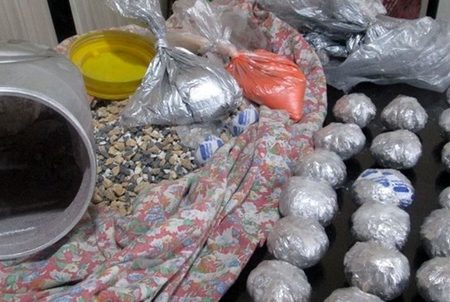 کشف کارگاه تولیدی انواع مواد محترقه در تبریز