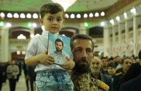 بزرگداشت شهدای عملیات های بدر و خیبر در مصلای اعظم تبریز