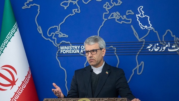 مذاکره تحت فشار و تهدید بی معناست