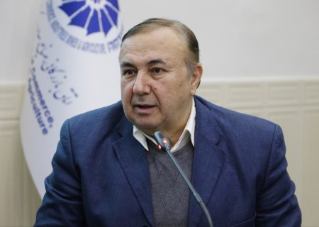 با توهین به تراکتور جیب فدراسیون را پر نکنید