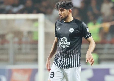 ترابی، مسیرگشای تراکتور در جاده قهرمانی